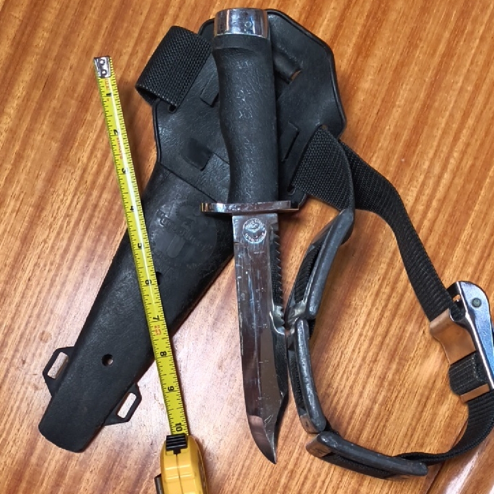 Vintage Black Aqualung Diving Knife with Adjustable Strap